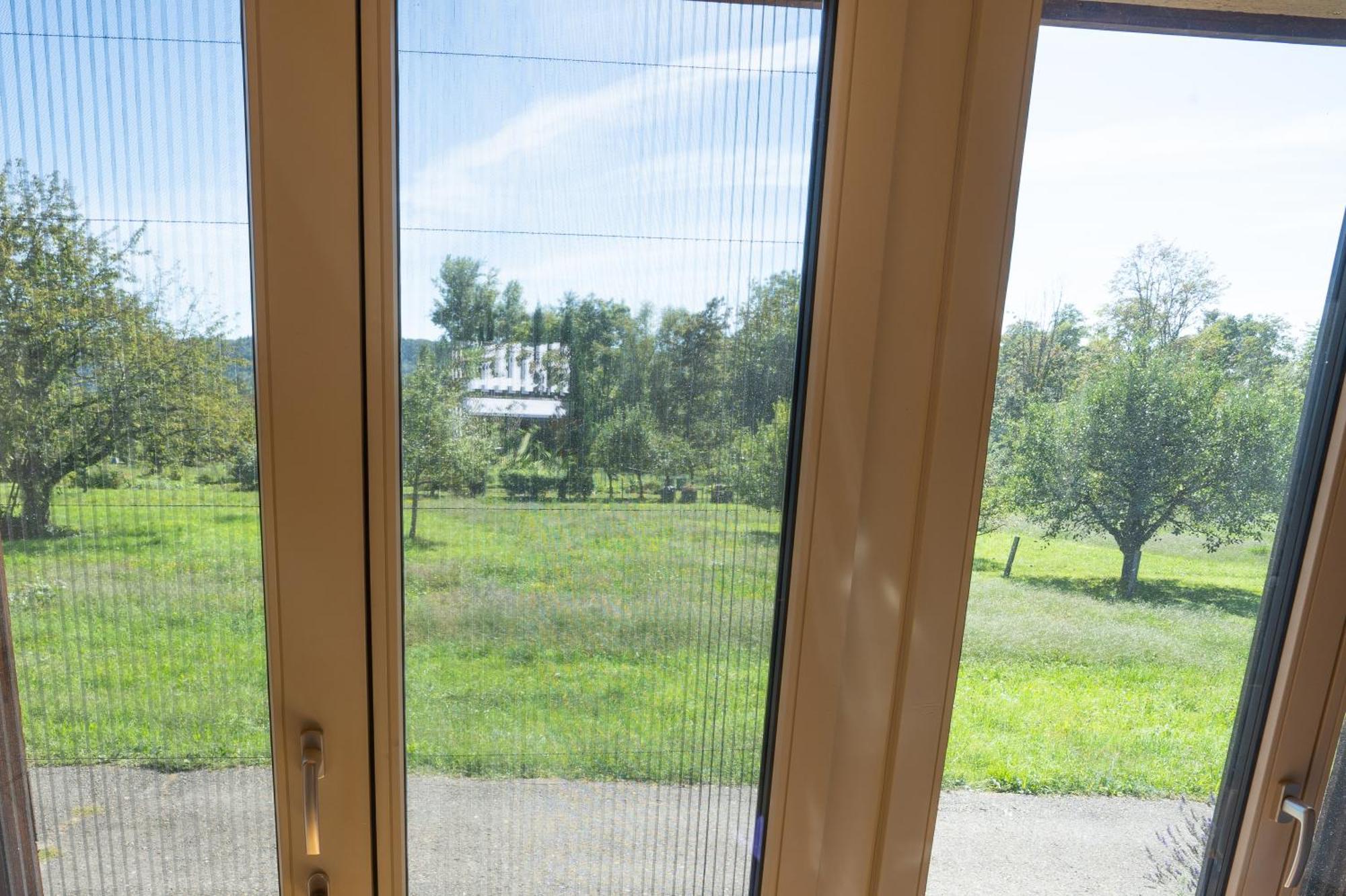 Tiny House Chez Claudine - Relaxen, Workspace, Naehe Thermen, Netflix, Free Parking & Wifi Brugg  Exterior foto