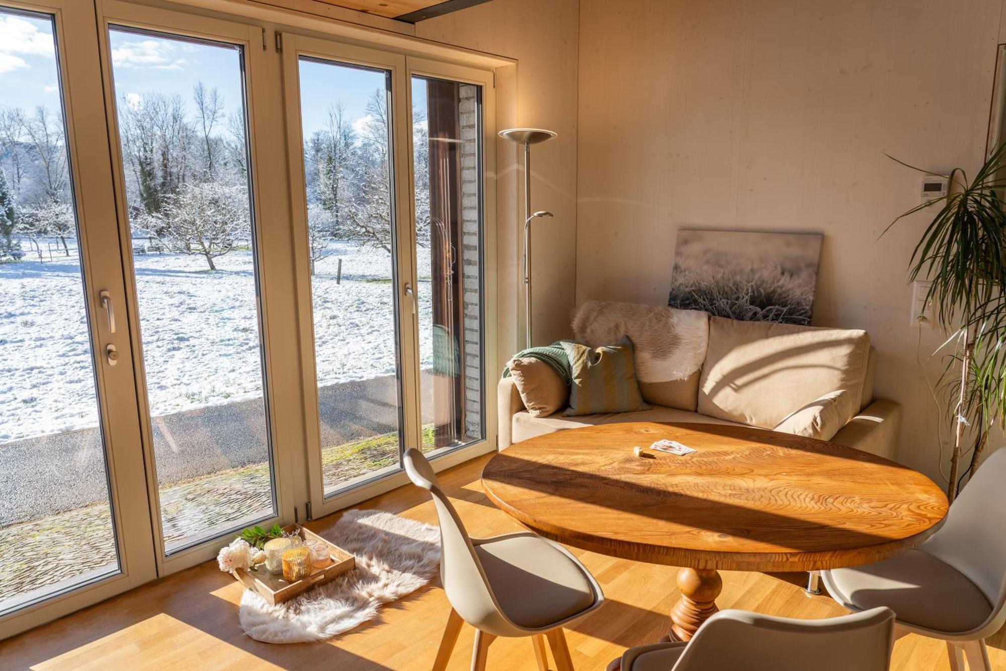 Tiny House Chez Claudine - Relaxen, Workspace, Naehe Thermen, Netflix, Free Parking & Wifi Brugg  Exterior foto